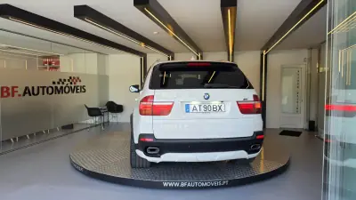 BMW X5 2008 - 16900 EUR, 205395 km - AUTO.MOTO.pt - 205395km - foto 16 de 64