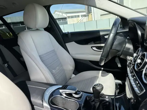 Mercedes-Benz C 180 2015 - 12900 EUR, 280000 km - AUTO.MOTO.pt - 280000km - foto 58 de 69