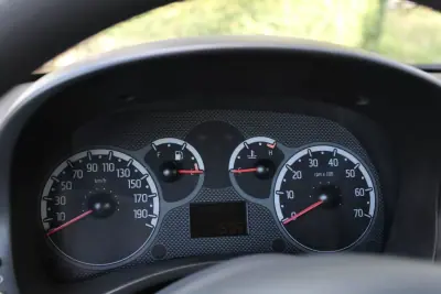 Fiat Panda 2010 - 4500 EUR, 114357 km - AUTO.MOTO.pt - 114357km - foto 22 de 23