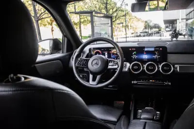 Mercedes-Benz GLB 180 2021 - 32790 EUR, 161385 km - AUTO.MOTO.pt - 161385km - foto 33 de 45