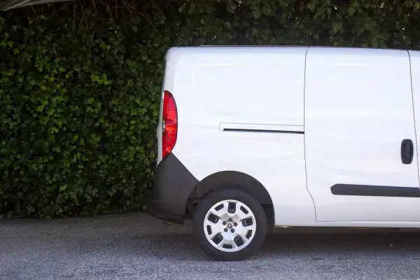 Fiat Doblo 2021 - 12900 EUR, 169000 km - AUTO.MOTO.pt - 169000km - foto 4 de 15