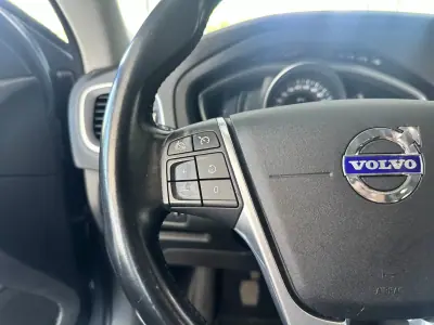 Volvo V40 2014 - 9840 EUR, 209700 km - 209700km - foto 13 de 23