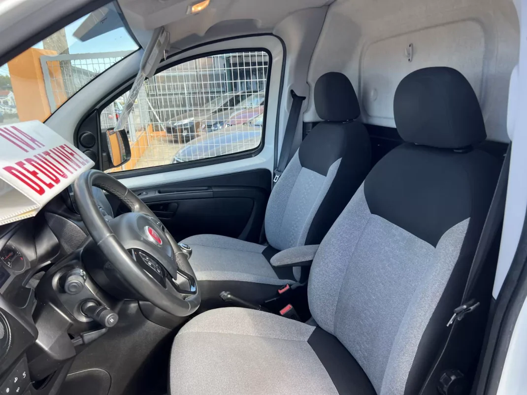 Fiat Fiorino 1.3 M-Jet Adventure 2020 - 9990 EUR, 159960 km - AUTO.MOTO.pt - 159960km - foto 11 de 20