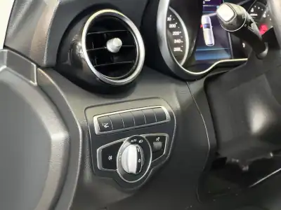 Mercedes-Benz C 300 2019 - 25900 EUR, 228972 km - AUTO.MOTO.pt - 228972km - foto 22 de 35