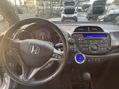 Honda Jazz 2012 - 10900 EUR, 108166 km - AUTO.MOTO.pt - 108166km - foto 5 de 7