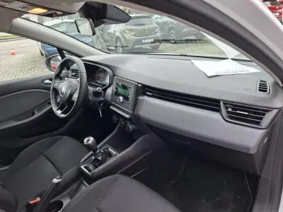 Renault Clio 2020 - 13250 EUR, 54500 km - AUTO.MOTO.pt - 54500km - foto 22 de 25