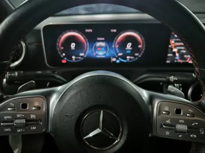 Mercedes-Benz A 250 Limousine 2020 - 25950 EUR, 141000 km - AUTO.MOTO.pt - 141000km - foto 42 de 55