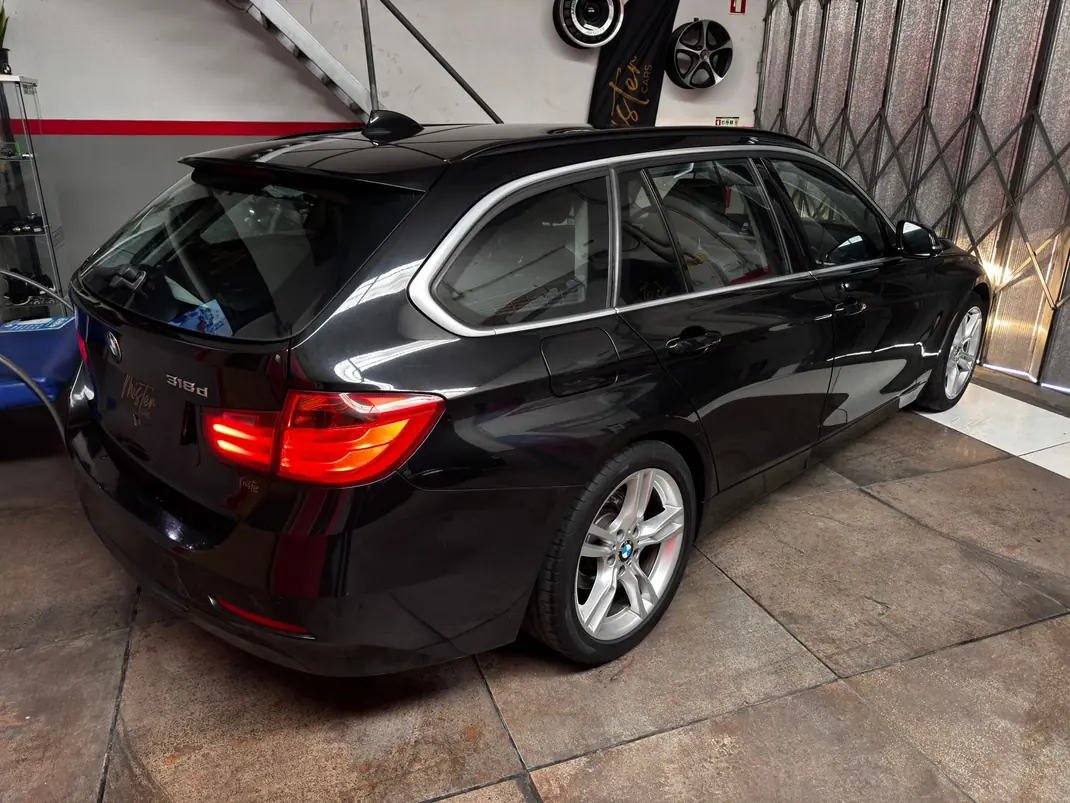 BMW 318 2013 - 15750 EUR, 214000 km - 214000km - foto 4 de 15