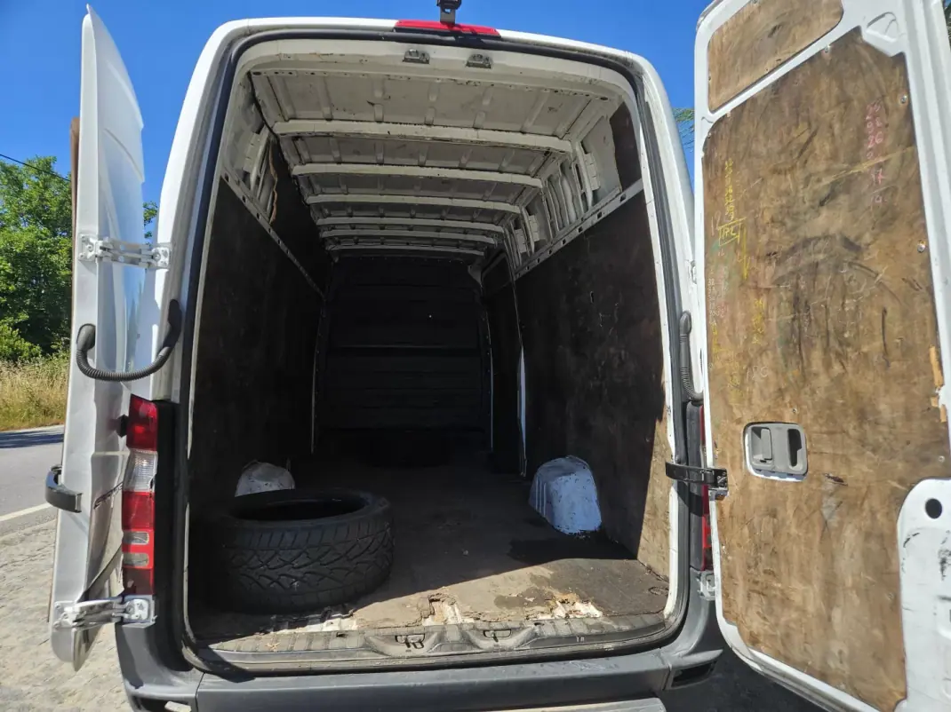Mercedes-Benz 2018 - 14500 EUR, 220000 km - 220000km - foto 5 de 8