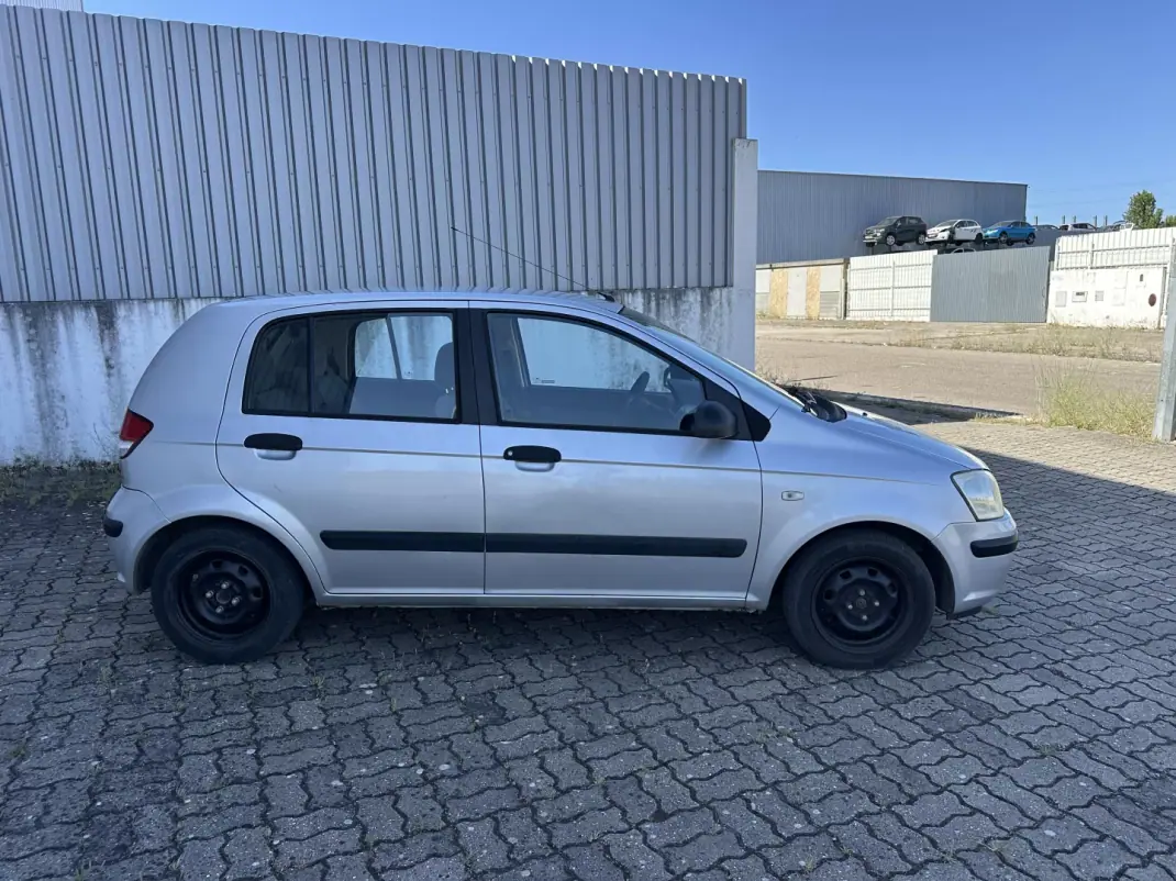 Hyundai Getz 2005 - 2490 EUR, 203000 km - AUTO.MOTO.pt - 203000km - foto 8 de 15