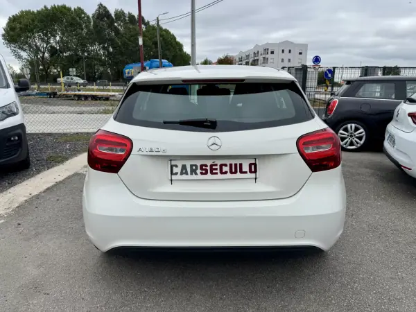 Mercedes-Benz A 180 2015 - 14750 EUR, 176972 km - AUTO.MOTO.pt - 176972km - foto 6 de 30
