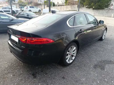 Jaguar XF 2017 - 19900 EUR, 173000 km - AUTO.MOTO.pt - 173000km - foto 3 de 19