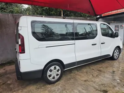 Renault Trafic 2021 - 27999 EUR, 164000 km - AUTO.MOTO.pt - 164000km - foto 4 de 14
