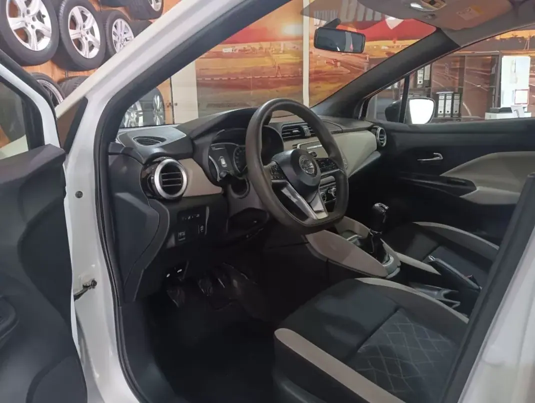 Nissan Micra 2018 - 14700 EUR, 111000 km - AUTO.MOTO.pt - 111000km - foto 6 de 16