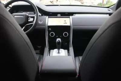 Land Rover Discovery Sport 2022 - 39780 EUR, 56494 km - AUTO.MOTO.pt - 56494km - foto 49 de 53