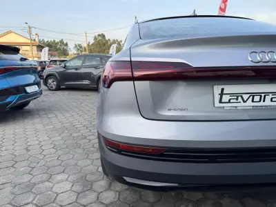 Audi e-tron Sportback 2020 - 28900 EUR, 102000 km - AUTO.MOTO.pt - 102000km - foto 33 de 54