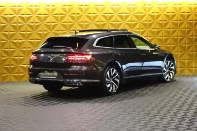 Volkswagen Arteon 2021 - 25400 EUR, 209040 km - AUTO.MOTO.pt - 209040km - foto 10 de 40