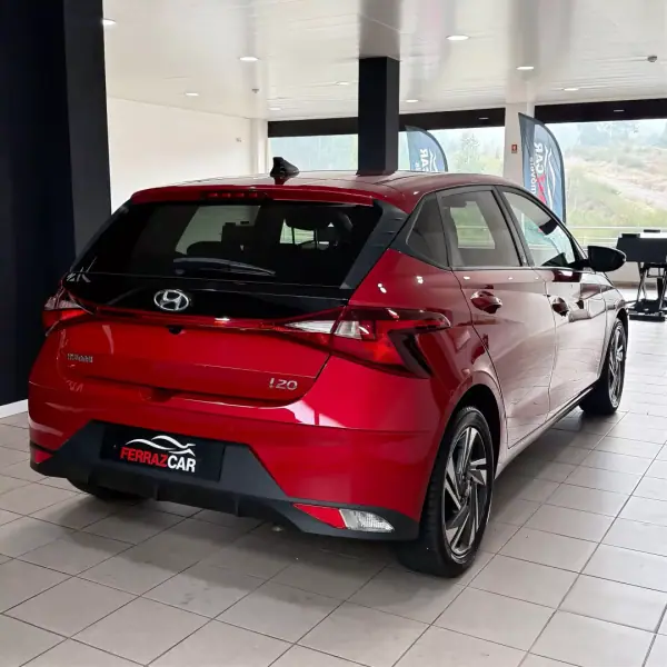 Hyundai i20 2022 - 14900 EUR, 42419 km - 42419km - foto 2 de 28