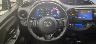 Toyota Yaris 2018 - 15990 EUR, 86572 km - AUTO.MOTO.pt - 86572km - foto 39 de 41