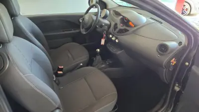 Renault Twingo 2009 - 4900 EUR, 139709 km - AUTO.MOTO.pt - 139709km - foto 43 de 52
