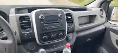 Renault Trafic 2018 - 14750 EUR, 190500 km - AUTO.MOTO.pt - 190500km - foto 9 de 13