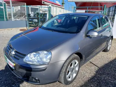 Volkswagen Golf 2006 - 7150 EUR, 102943 km - AUTO.MOTO.pt - 102943km - foto 3 de 26