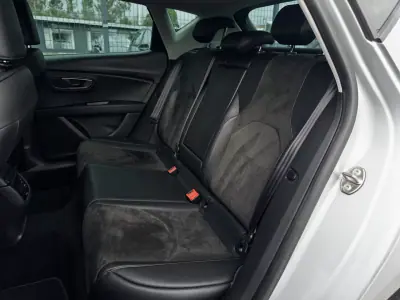 SEAT Leon 2016 - 12990 EUR, 117000 km - AUTO.MOTO.pt - 117000km - foto 24 de 26