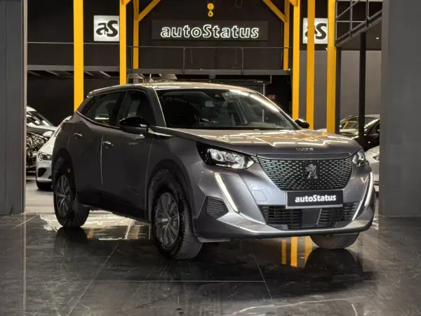 Peugeot e-2008 2023