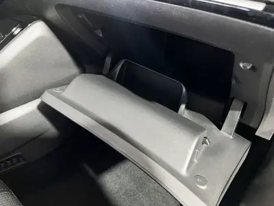 Peugeot e-2008 2022 - 21600 EUR, 30171 km - AUTO.MOTO.pt - 30171km - foto 18 de 24