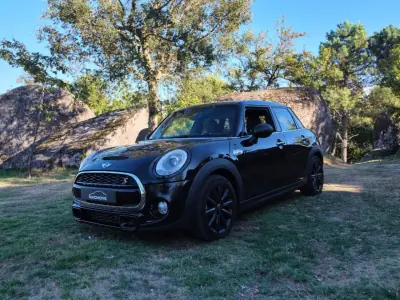 MINI 5 Portas 2015 - 14990 EUR, 146800 km - foto 2 de 11