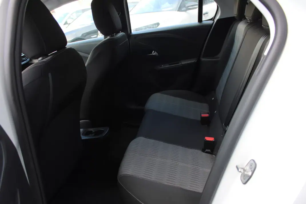 Opel Corsa 2020 - 10900 EUR, 116925 km - 116925km - foto 6 de 16