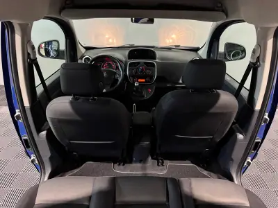 Renault Kangoo 2019 - 15900 EUR, 177924 km - AUTO.MOTO.pt - 177924km - foto 28 de 35