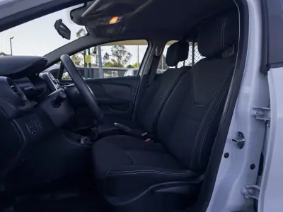 Renault Clio VAN 1.5 Blue DCi AIR NAV 2017 - 8990 EUR, 231000 km - AUTO.MOTO.pt - 231000km - foto 26 de 26