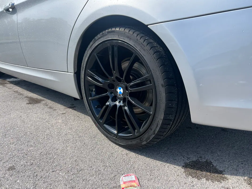 BMW 320 2011 - 7750 EUR, 263000 km - AUTO.MOTO.pt - 263000km - foto 8 de 15