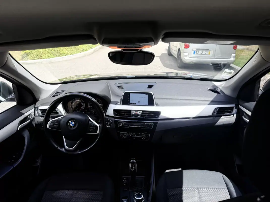 BMW X1 2019 - 19450 EUR, 183000 km - AUTO.MOTO.pt - 183000km - foto 12 de 15