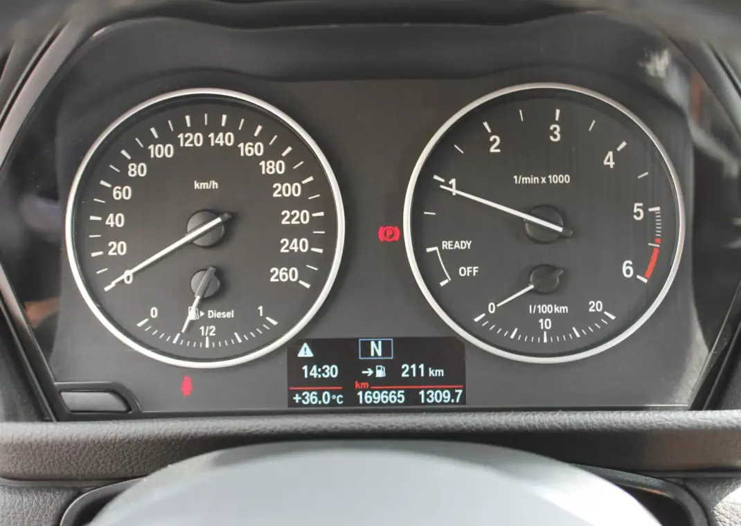 BMW 216 Active Tourer 2017 - 13900 EUR, 169000 km - 169000km - foto 32 de 35