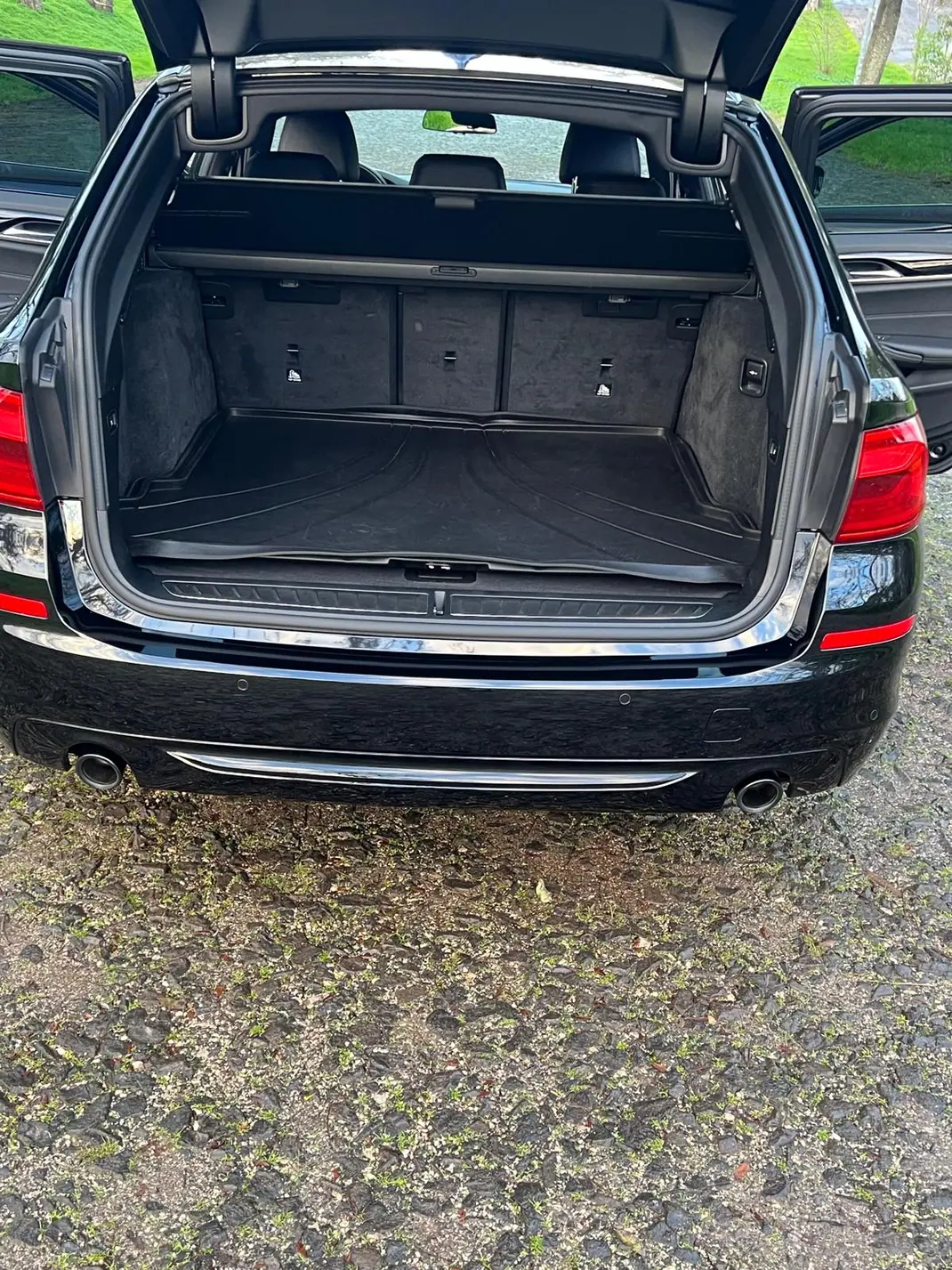 BMW 520 2018 - 26300 EUR, 85000 km - AUTO.MOTO.pt - 85000km - foto 9 de 9