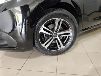 Peugeot 208 2018 - 9750 EUR, 48000 km - AUTO.MOTO.pt - 48000km - foto 5 de 25