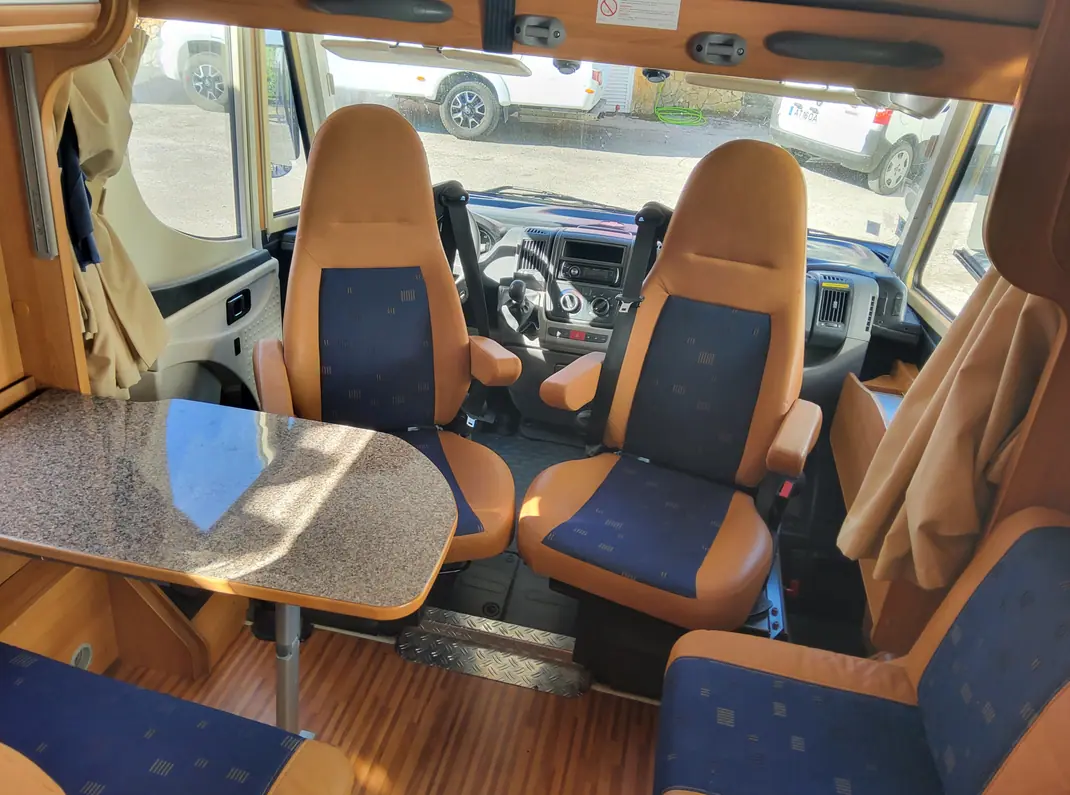 Fiat Ducato Maxi 2.3 130 2010 - 41600 EUR, 70000 km - AUTO.MOTO.pt - 70000km - foto 9 de 9