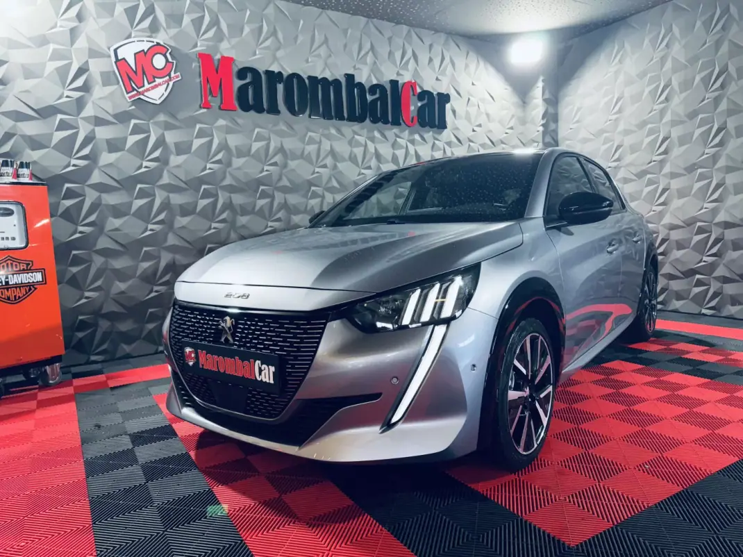 Peugeot 208 2022 - 15990 EUR, 75129 km - AUTO.MOTO.pt - 75129km - foto 10 de 35