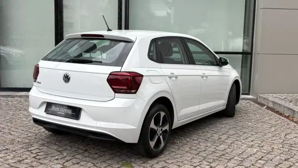 Volkswagen Polo 2022 - 13900 EUR, 129000 km - AUTO.MOTO.pt - 129000km - foto 19 de 24