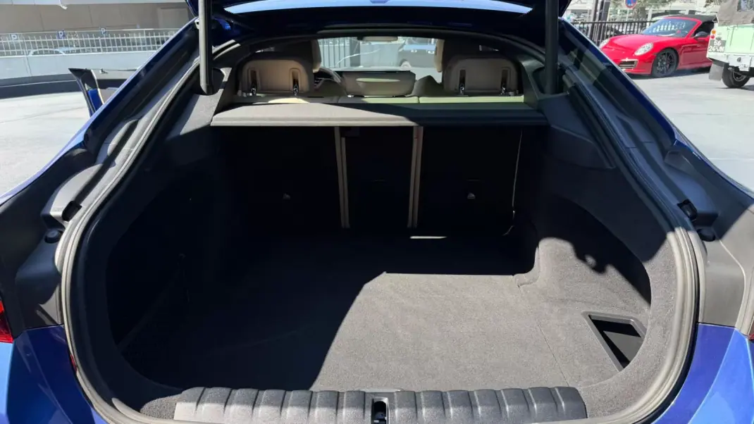 BMW i4 2023 - 49500 EUR, 60000 km - 60000km - foto 14 de 15