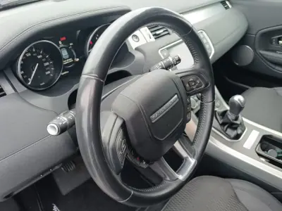 Land Rover Range Rover Evoque 2017 - 27500 EUR, 114000 km - AUTO.MOTO.pt - 114000km - foto 16 de 22