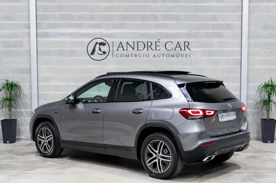 Mercedes-Benz GLA 250 2021 - 33950 EUR, 52396 km - AUTO.MOTO.pt - 52396km - foto 8 de 60