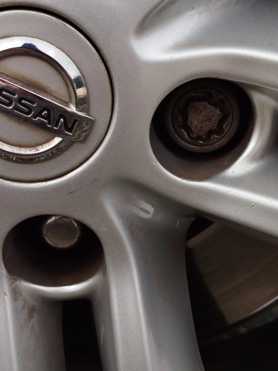Nissan Qashqai 2011 - 12000 EUR, 101293 km - AUTO.MOTO.pt - 101293km - foto 7 de 15