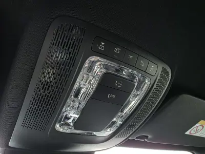 Mercedes-Benz EQB 2025 - 65000 EUR, 20000 km - AUTO.MOTO.pt - 20000km - foto 6 de 23