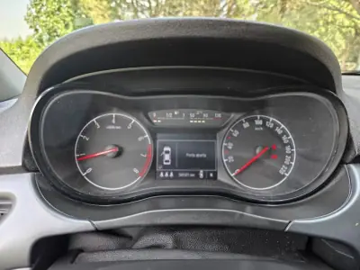 Opel Corsa 2017 - 12900 EUR, 58750 km - AUTO.MOTO.pt - 58750km - foto 30 de 34