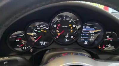 Porsche 991 2016 - 109500 EUR, 62318 km - AUTO.MOTO.pt - 62318km - foto 41 de 60