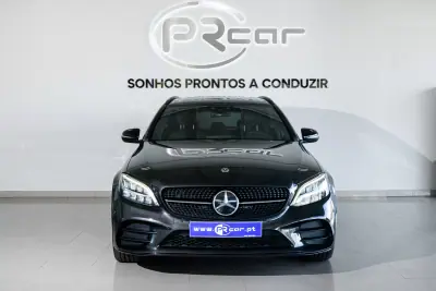 Mercedes-Benz C 300 2021 — foto 2 de 34