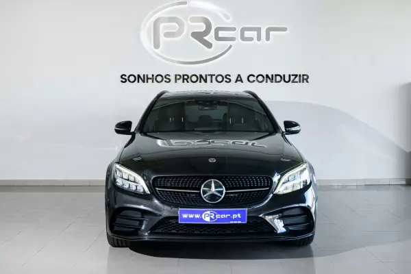 Mercedes-Benz C 300 2021 — foto 2 de 34